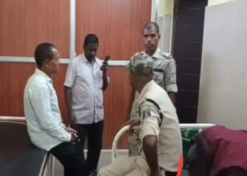 अंबिकापुर मेडिकल कॉलेज अस्पताल से हत्या का आरोपी फरार, SP ने ड्यूटी पर तैनात कांस्टेबल को किया निलंबित