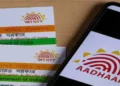 UIDAI ने बढ़ा दी “Aadhaar Card ” अपडेट की फीस, जाने बायोमेट्रिक अपडेट कि भी अब कितने चुकाने पड़ेंगे पैसे
