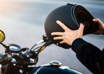 पुलिसकर्मियों के लिए एक नवंबर से हेलमेट अनिवार्य, आम जनता को 10 नवंबर तक छूट