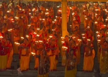 अयोध्या में आज बनेगा वर्ल्ड रिकॉर्ड, 26 लाख दीयों से सजेगा रामनगरी…