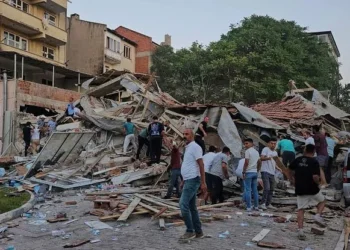 भूकंप के तेज झटकों से कांप उठा ये देश, रिक्टर स्केल पर 6.1 रही तीव्रता