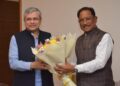 मुख्यमंत्री विष्णुदेव साय ने केंद्रीय रेल मंत्री अश्विनी वैष्णव से की सौजन्य मुलाकात
