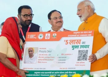 Ayushman Bharat योजना पर सरकार बढ़ा सकती है दायरा, अब 5 लाख की जगह 10 लाख का होगा फ्री में इलाज!