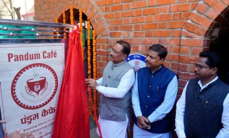 मुख्यमंत्री विष्णुदेव साय ने ‘पंडुम कैफे’ का किया शुभारंभ