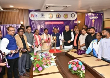 मुख्यमंत्री और विधानसभा अध्यक्ष ने हॉकी मेन्स जूनियर वर्ल्ड कप ट्रॉफी 2025 का किया भव्य अनावरण