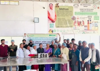 एनआईएफटीईएम ने दिया मोटे अनाज से बेकरी उत्पाद निर्माण का जशपुर में प्रशिक्षण