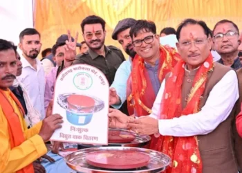 जशपुर जिले में शिल्पकारों के लिए स्थापित होगा ग्लेज़िंग यूनिट: मुख्यमंत्री विष्णु देव साय