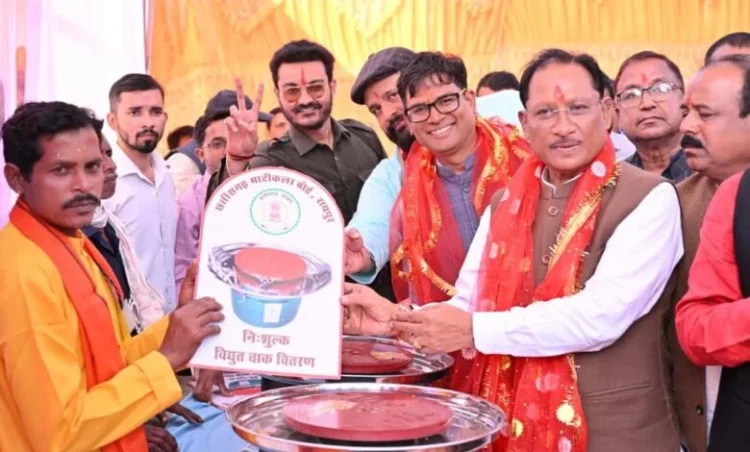 जशपुर जिले में शिल्पकारों के लिए स्थापित होगा ग्लेज़िंग यूनिट: मुख्यमंत्री विष्णु देव साय