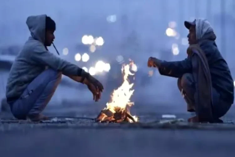 छत्तीसगढ़ में कड़ाके की ठंड के लिए हो जाइए तैयार, इन जिलों में बारिश के साथ बढ़ेगी ठंड