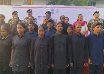 छत्तीसगढ़ में सुरक्षाबलों को मिली बड़ी सफलता, 28 नक्सलियों ने एक साथ किया आत्मसमर्पण