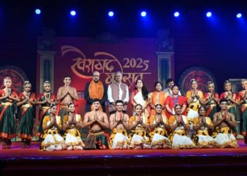 राज्यपाल  रमेन डेका खैरागढ़ महोत्सव के समापन समारोह में हुए शामिल