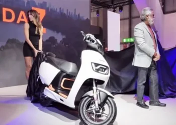 Hero Motocorp ने लॉन्च किया इलेक्ट्रिक स्कूटर, मिलेगी 100 KM की रेंज के साथ 70 की टॉप स्पीड…