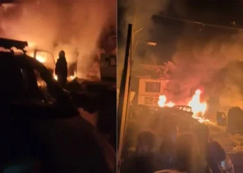 पुलिस स्टेशन में भीषण हादसा: 9 लोगों की दर्दनाक मौत, 30 घायल, आतंकी कनेक्शन की जांच जारी