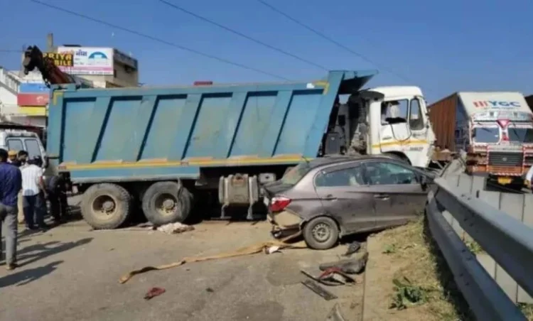 बड़ा हादसा; बेकाबू डंपर ने कई गाड़ियों को रौंदा, 10 लोगों की दर्दनाक मौत
