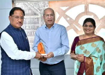 मुख्यमंत्री  साय से एनएमआईएमएस के प्रतिनिधियों ने की सौजन्य मुलाकात