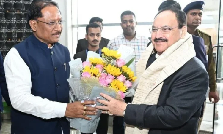 मुख्यमंत्री  विष्णुदेव साय ने केंद्रीय स्वास्थ्य एवं परिवार कल्याण मंत्री जे पी नड्डा का किया आत्मीय स्वागत