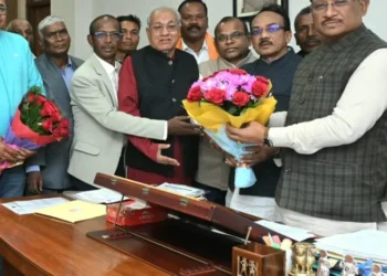 मुख्यमंत्री साय से अखिल भारतीय राष्ट्रीय महासभा हल्बा हल्बी आदिवासी समाज के प्रतिनिधि मंडल के सदस्यों ने सौजन्य मुलाकात की