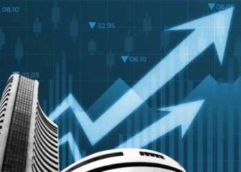 हरे निशान पर शेयर बाजार, Sensex 85400 के पार, Nifty 26100 अंक के करीब..