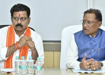 साय कैबिनेट का बड़ा ऐलान, इन वाहनों पर लाइफ टाइम रोड टैक्स में 50% की छूट