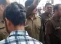 एक्सप्रेस ट्रेन में आतंकी सूचना मिलते ही मचा हड़कंप, पुलिस ने 4 लोगों को हिरासत में लिया