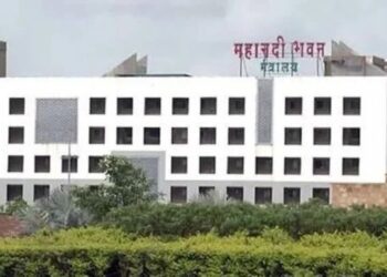 CG में शीघ्रलेखक, स्टेनो, चालक समेत विभिन्न पदों की शैक्षणिक योग्यता तय, GAD का आदेश