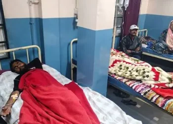 दूषित पानी पीने से डेढ़ सौ लोग बीमार, 7 लोगों की मौत से दहशत