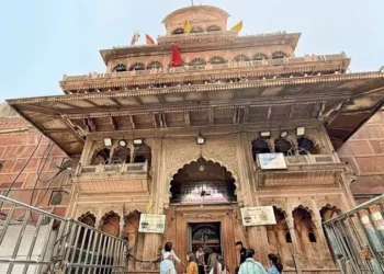 नए साल पर बांके बिहारी मंदिर जाने से पहले जरूर पढ़ लें ये एडवाइजरी, नहीं तो हो जाएंगे परेशान
