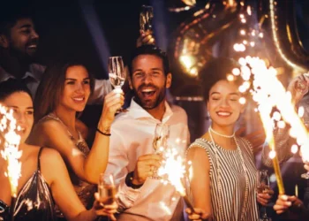 नए साल के जश्न पर कड़ी निगरानी, New Year जश्न पर नाइट विजन कैमरों और ड्रोन से होगी निगरानी, ऐसा करने पर होगी सख्त कार्रवाई