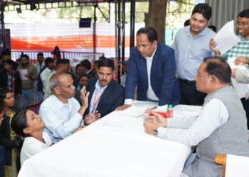 मुख्यमंत्री  विष्णु देव साय के निर्देश पर लकवाग्रस्त महिला को तुरंत मंजूर हुए 5 लाख रुपए