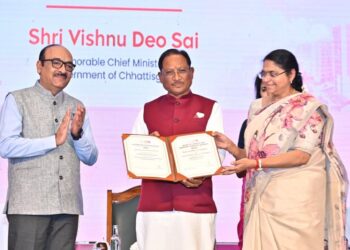 आधुनिक ऑनलाइन तकनीकों ने बढ़ाई आबकारी विभाग की पारदर्शी व्यवस्था में विश्वसनीयता