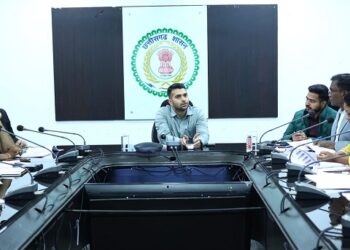 तमनार और कापू में शुरू होंगे पोषण पुनर्वास केंद्र, जिले में मोबाइल सोनोग्राफी सेवा शुरू करने की बनेगी कार्ययोजना, कलेक्टर मयंक चतुर्वेदी बोले—आम नागरिकों को बेहतर स्वास्थ्य सुविधाएं देना हमारी पहली प्राथमिकता