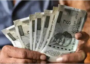 सरकारी कर्मचारियों की सैलरी, DA और पेंशन बढ़ने के संकेत, जानें कब से मिलेगा फायदा?