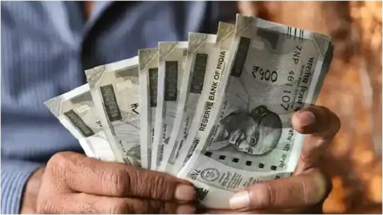 सरकारी कर्मचारियों की सैलरी, DA और पेंशन बढ़ने के संकेत, जानें कब से मिलेगा फायदा?