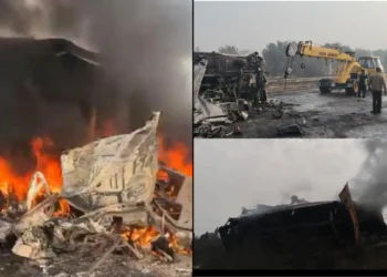 KMP एक्सप्रेसवे पर बड़ा सड़क हादसा, पांच वाहन आपस में टकराए; अमेजन के कंटेनर में चालक और सह-चालक की जिंदा जलकर हुई मौत