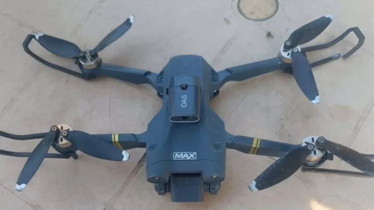 पुंछ और सांबा में फिर से दिखे पाकिस्तानी ड्रोन, भारतीय सेना ने की जवाबी कार्रवाई;इलाके में हाई अलर्ट जारी