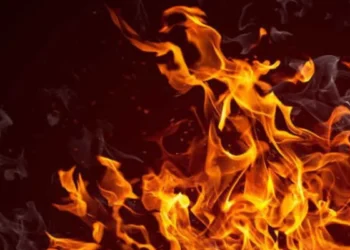 घर में लगी भयानक आग, धुएं से दम घुटने पर महिला समेत तीन  लोगों की  हुई मौत