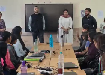 कलेक्टर ने जिले में संचालित विभिन्न शैक्षणिक संस्थानों का किया अचानक निरीक्षण, व्यवस्थाओं का लिया जायजा