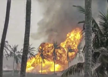“आंध्र प्रदेश में ONGC के गैस कुएं में भीषण विस्फोट, आग दूसरे दिन भी जारी”