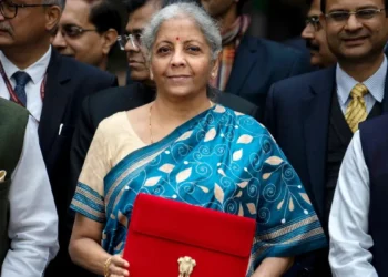 क्या रविवार को आएगा बजट ? 1 फरवरी को लेकर आज सरकार लेगी बड़ा फैसला