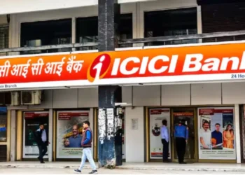 ICICI बैंक के शेयरों में लौटी रफ्तार, 3 महीने बाद 1400 रुपये के ऊपर निकला भाव, अगला लक्ष्य कितना?