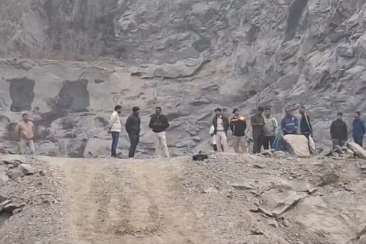 ढेंकनाल में पत्थर खदान में भीषण विस्फोट, कई मजदूरों के दबे होने की आशंका; रेस्क्यू ऑपरेशन जारी