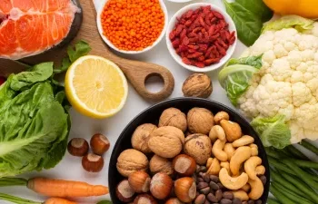 अगर आप भी नॉनवेज नहीं खाते, तो विटामिन B12 की कमी पूरी करने के लिए इन फूड्स को डाइट में शामिल करें