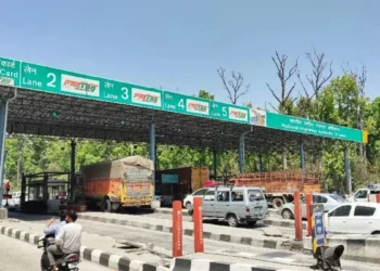 लंबी कतारों से मिलेगी राहत, बिना रुके होगा टोल टैक्स भुगतान—क्या है मल्टी लेन फ्री फ्लो टोल सिस्टम?