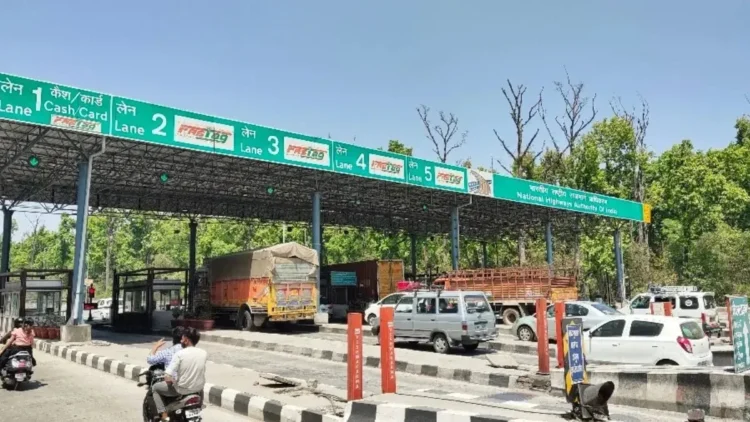 लंबी कतारों से मिलेगी राहत, बिना रुके होगा टोल टैक्स भुगतान—क्या है मल्टी लेन फ्री फ्लो टोल सिस्टम?