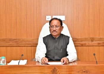 मुख्यमंत्री विष्णु देव साय की अध्यक्षता में आज यहाँ विधानसभा परिसर स्थित सभाकक्ष में मंत्री परिषद की बैठक