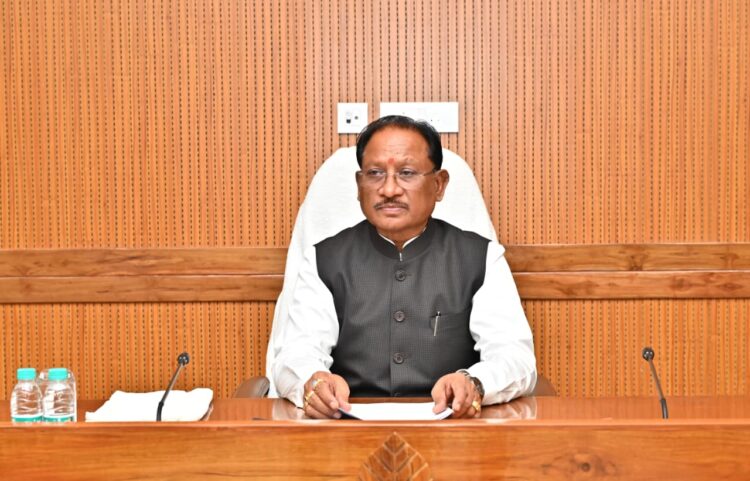 मुख्यमंत्री विष्णु देव साय की अध्यक्षता में आज यहाँ विधानसभा परिसर स्थित सभाकक्ष में मंत्री परिषद की बैठक