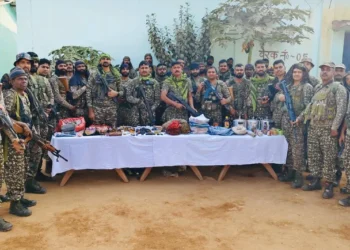 ओएंगर ऑपरेशन में बड़ा खुलासा: जंगल में छिपा विस्फोटक जखीरा बरामद, सुरक्षा बलों ने टाली बड़ी वारदात