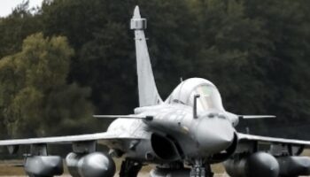 देश की सैन्य ताकत को मिलेगा नया बल: 114 राफेल लड़ाकू विमान और 6 P-8I समुद्री निगरानी एयरक्राफ्ट की बड़ी डील को रक्षा मंत्रालय की मंजूरी