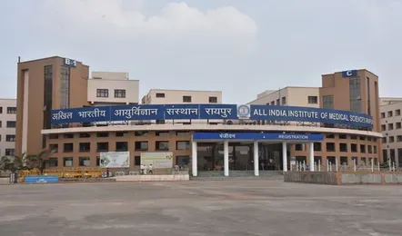 AIIMS अस्पताल में दर्दनाक हादसा:तीसरी मंजिल से गिरा मरीज,मौके पर हुई मौत, लापरवाही और सुरक्षा व्यवस्था पर उठे बड़े सवाल
