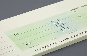 चेक बाउंस हुआ तो बढ़ सकती है परेशानी: लग सकता है भारी जुर्माना, हो सकती है जेल;जानिए क्या कहते हैं नियम